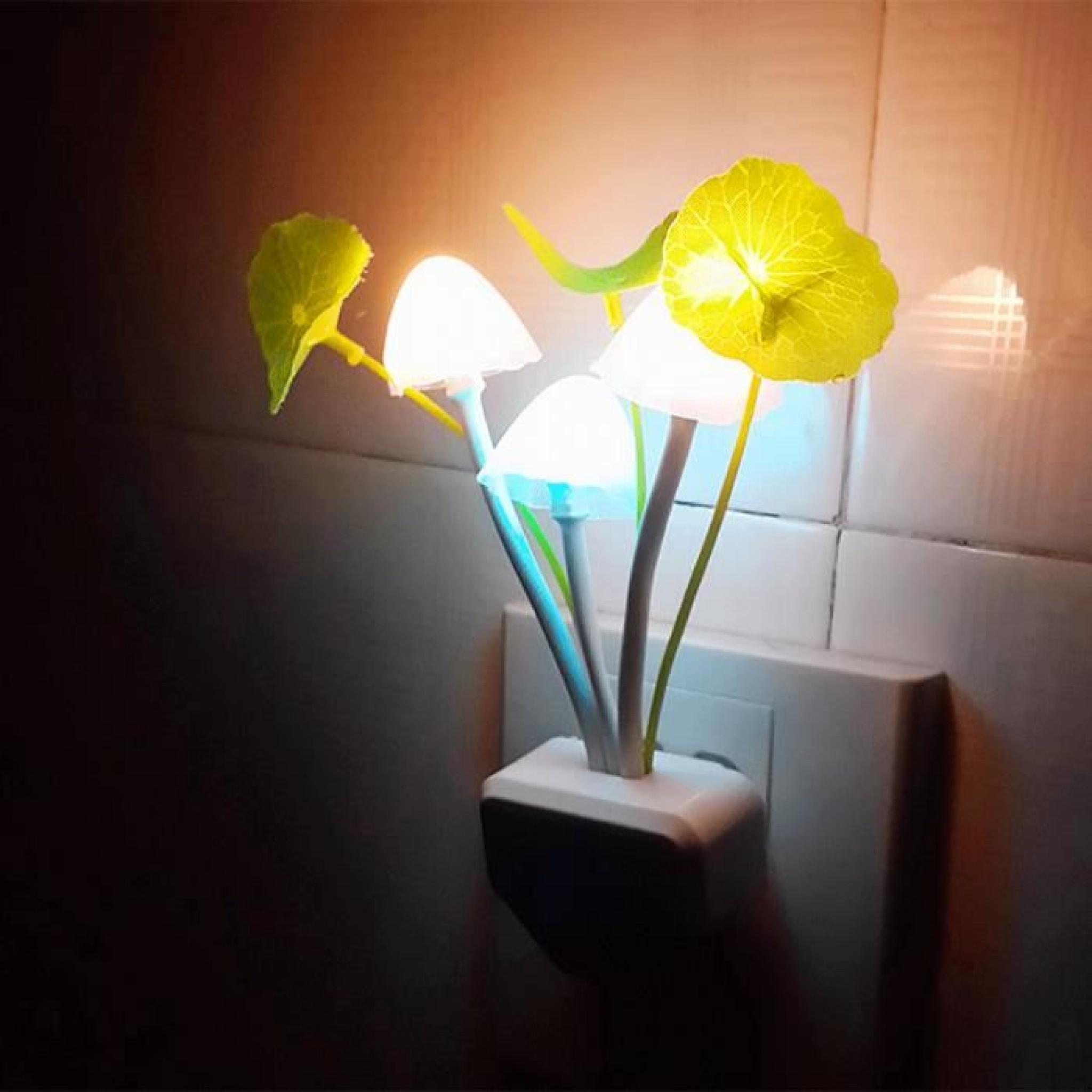2pcs Mini lampe de nuit Light Control LED en forme de champignon