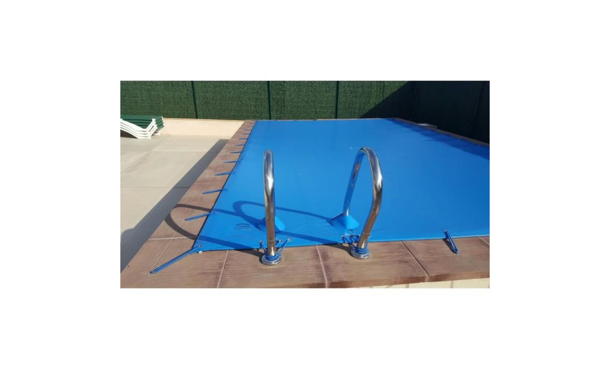 bâche de piscine d'hiver de 10,80x4,80 mètres. couleur bleu   noir.
