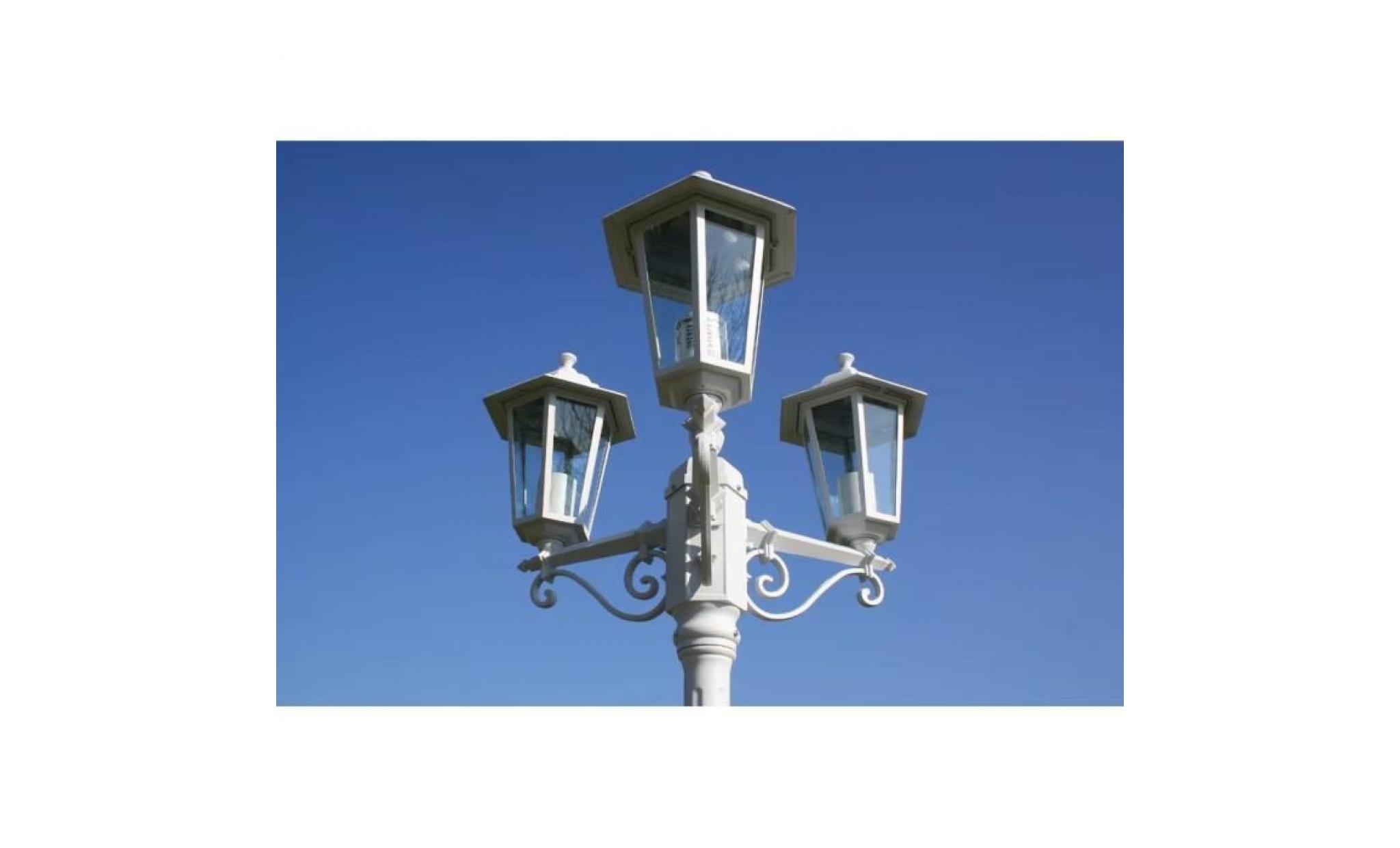 eclairage d'exterieur hauteur: 215 cm couleur: blanc lampes: 3 materiau principal: fonte d'alumi