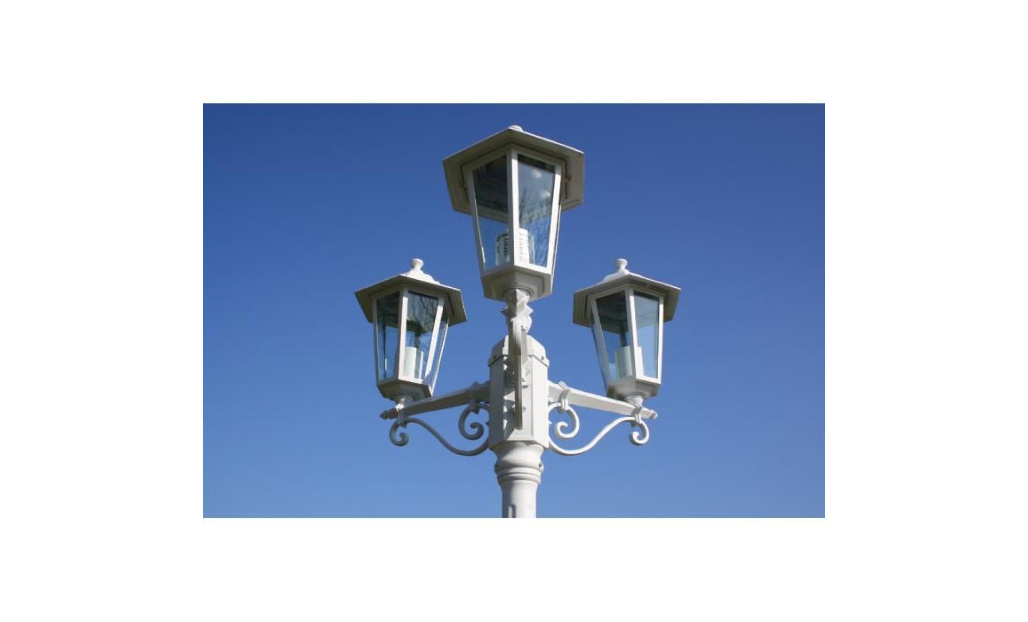 lampadaire extérieur blanc en aluminium 215 cm hauteur lampe de jardin avec 3 lanternes en verre transparent pas cher