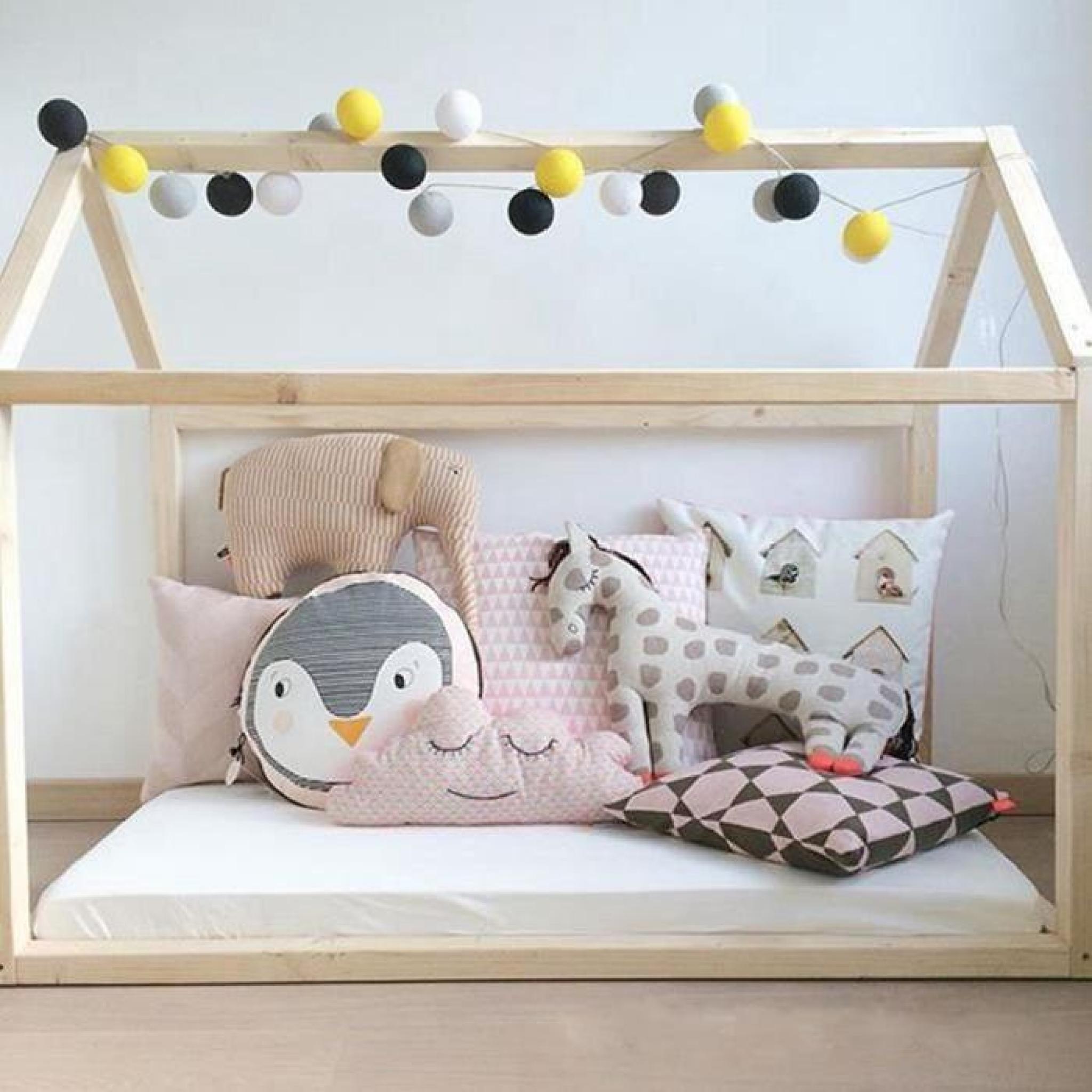 New 40 * 40 Penguin Face Pillow Children Infant Pillow Home Decoration Multifunctional Cushion pas cher