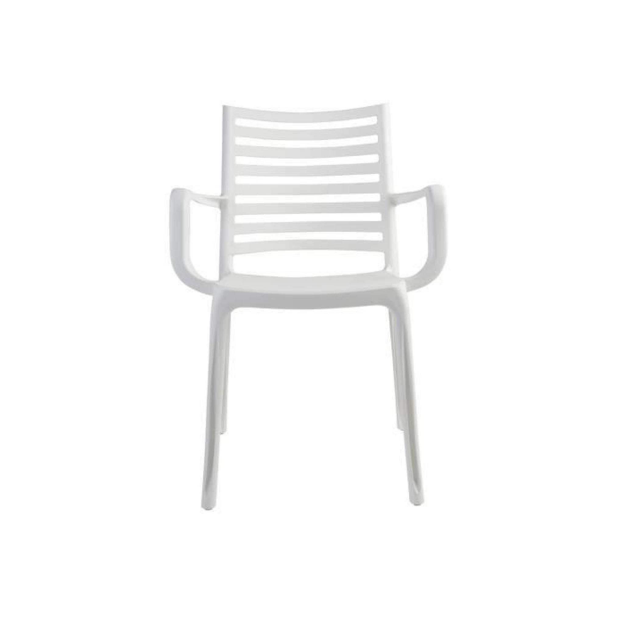 Salon de jardin Sunday - 1 table + 4 fauteuils blancs + 4 fauteuils bleus pas cher