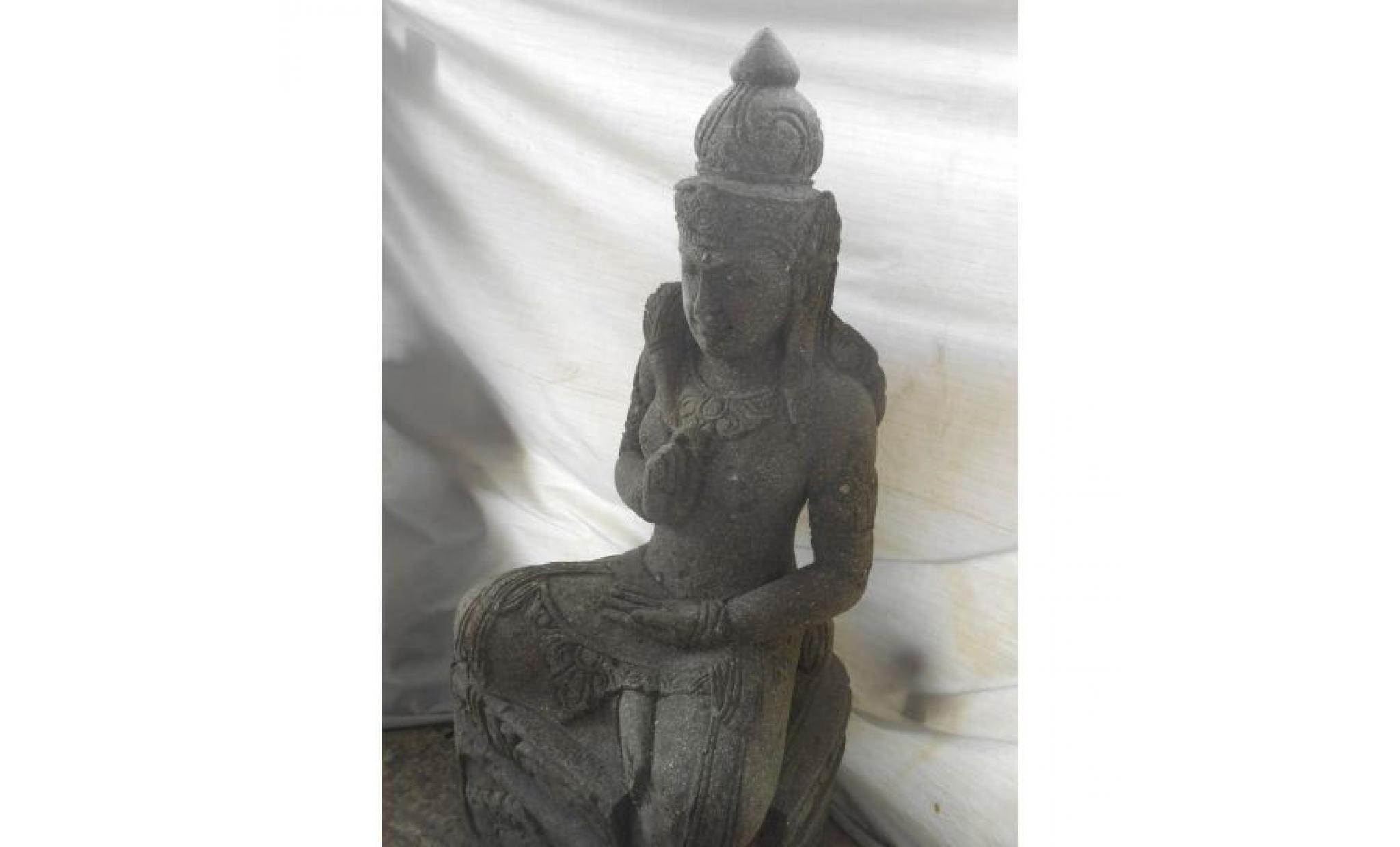 statue de jardin déesse dewi sri en pierre volcanique 100 cm pas cher