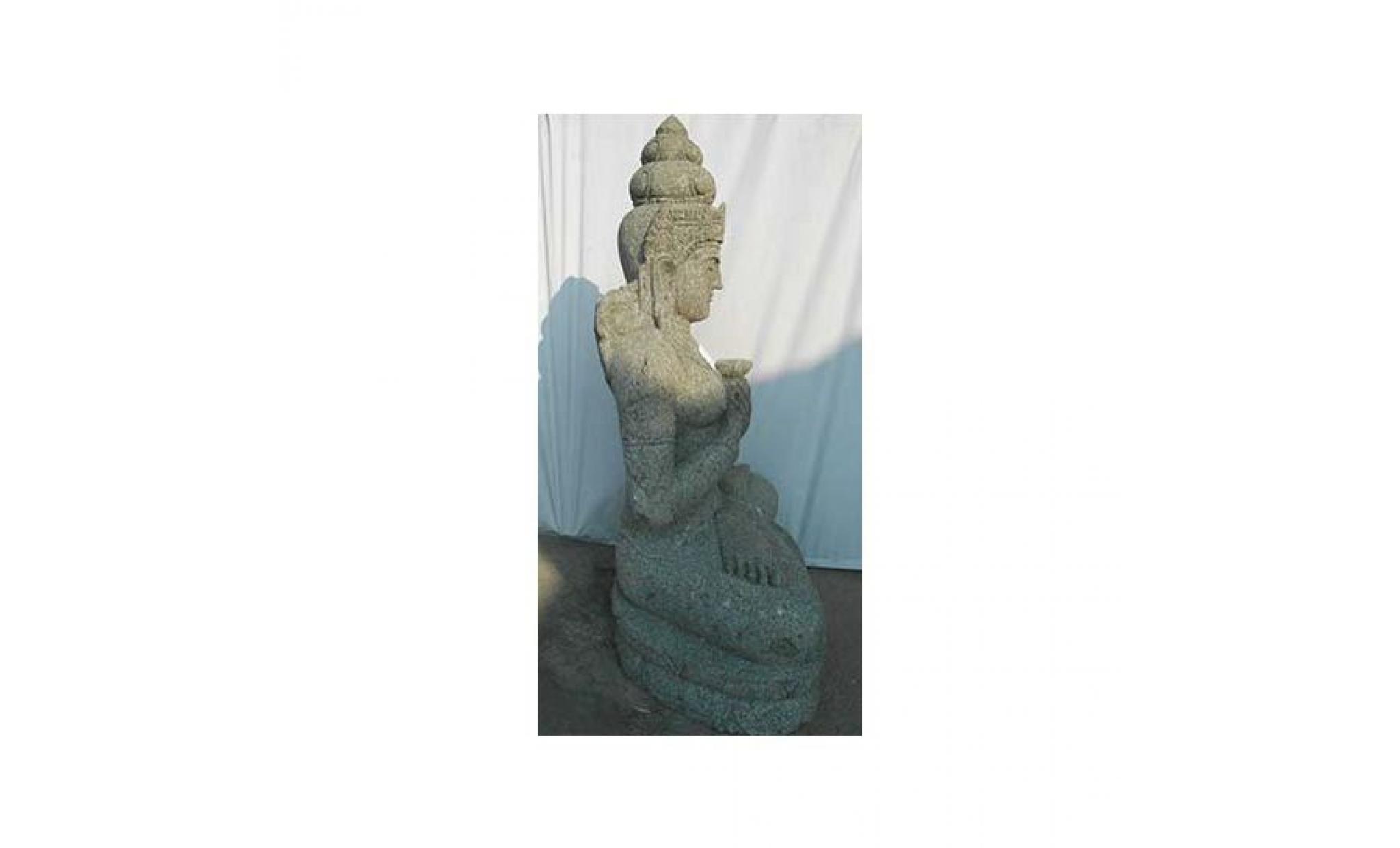Statue déesse balinaise assise fleur jardin zen 120 cm pas cher