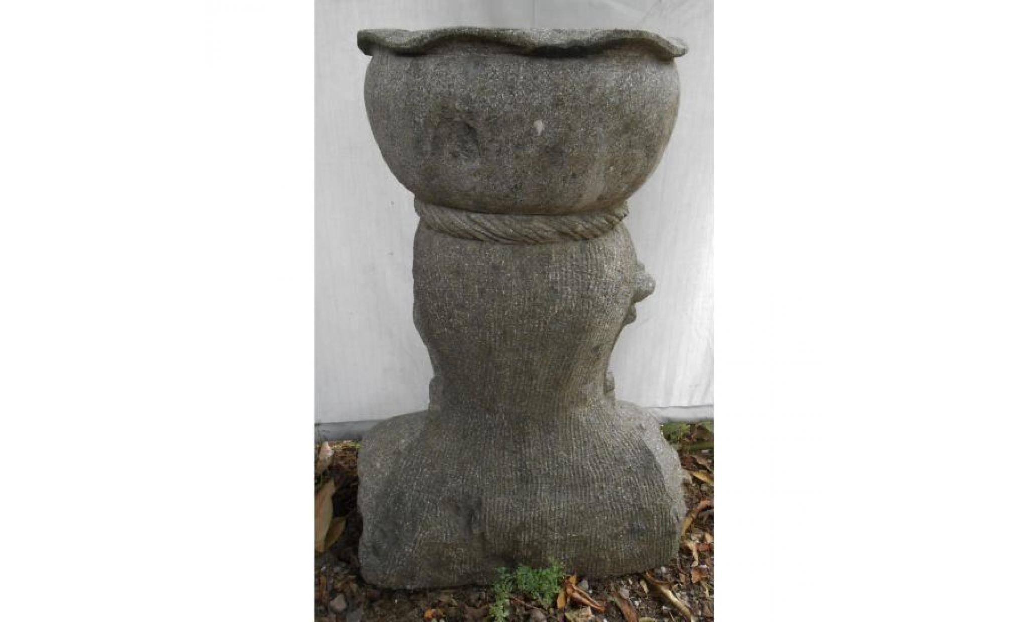 statue déesse balinaise en pierre volcanique pot jardin 70 cm pas cher