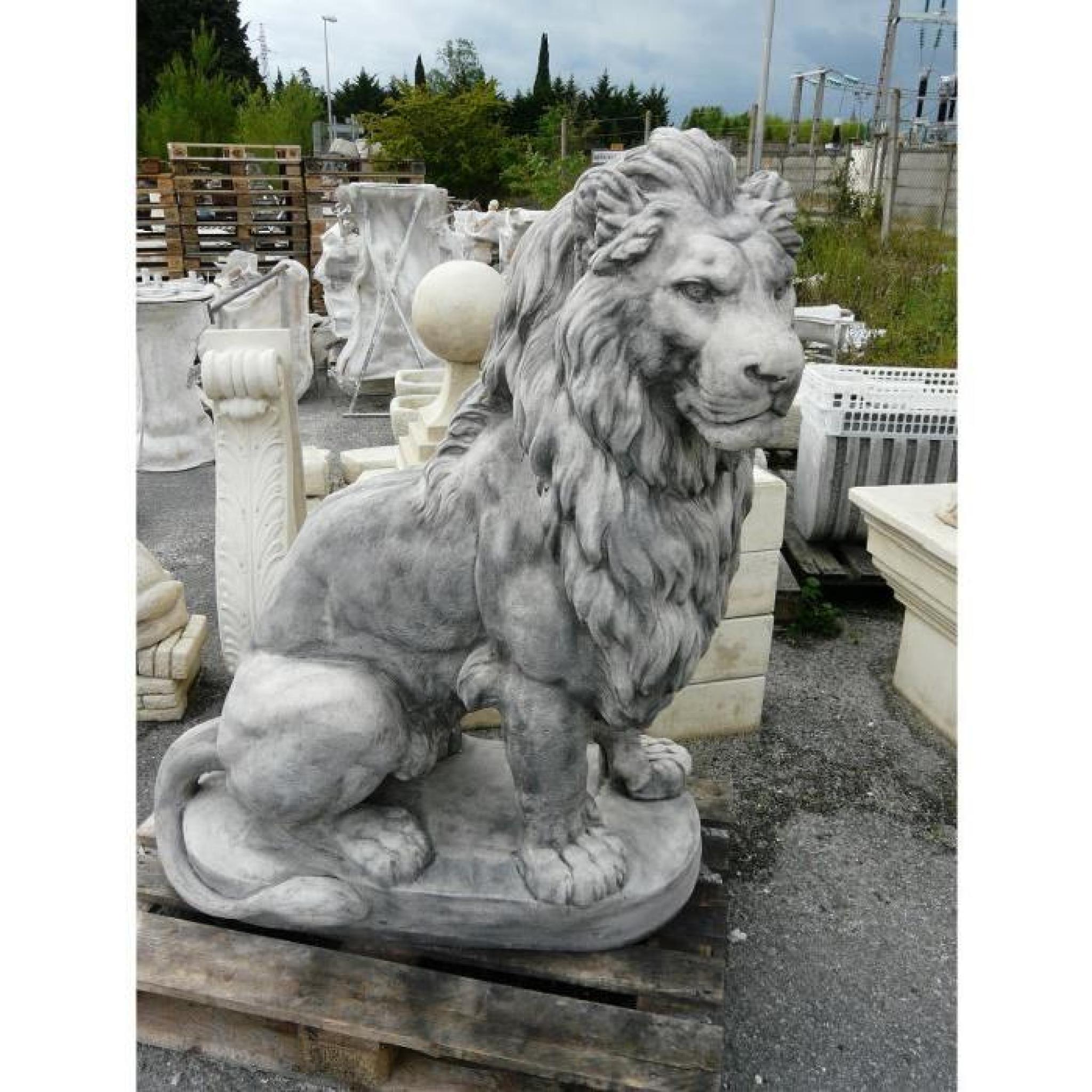 Statue Lion Grand Modèle, Droit