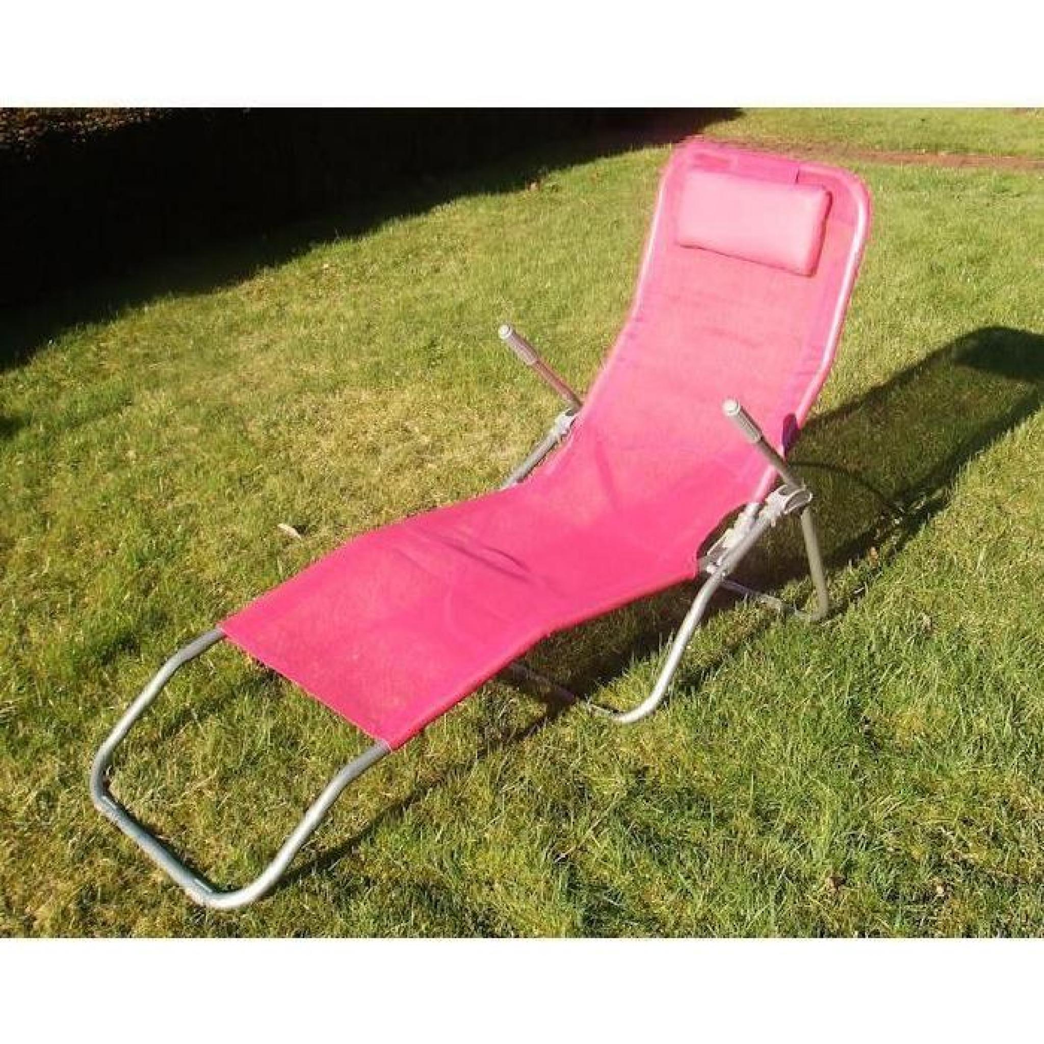 Sunbath en rose - chaises longues confortables avec repose - pieds rabattable