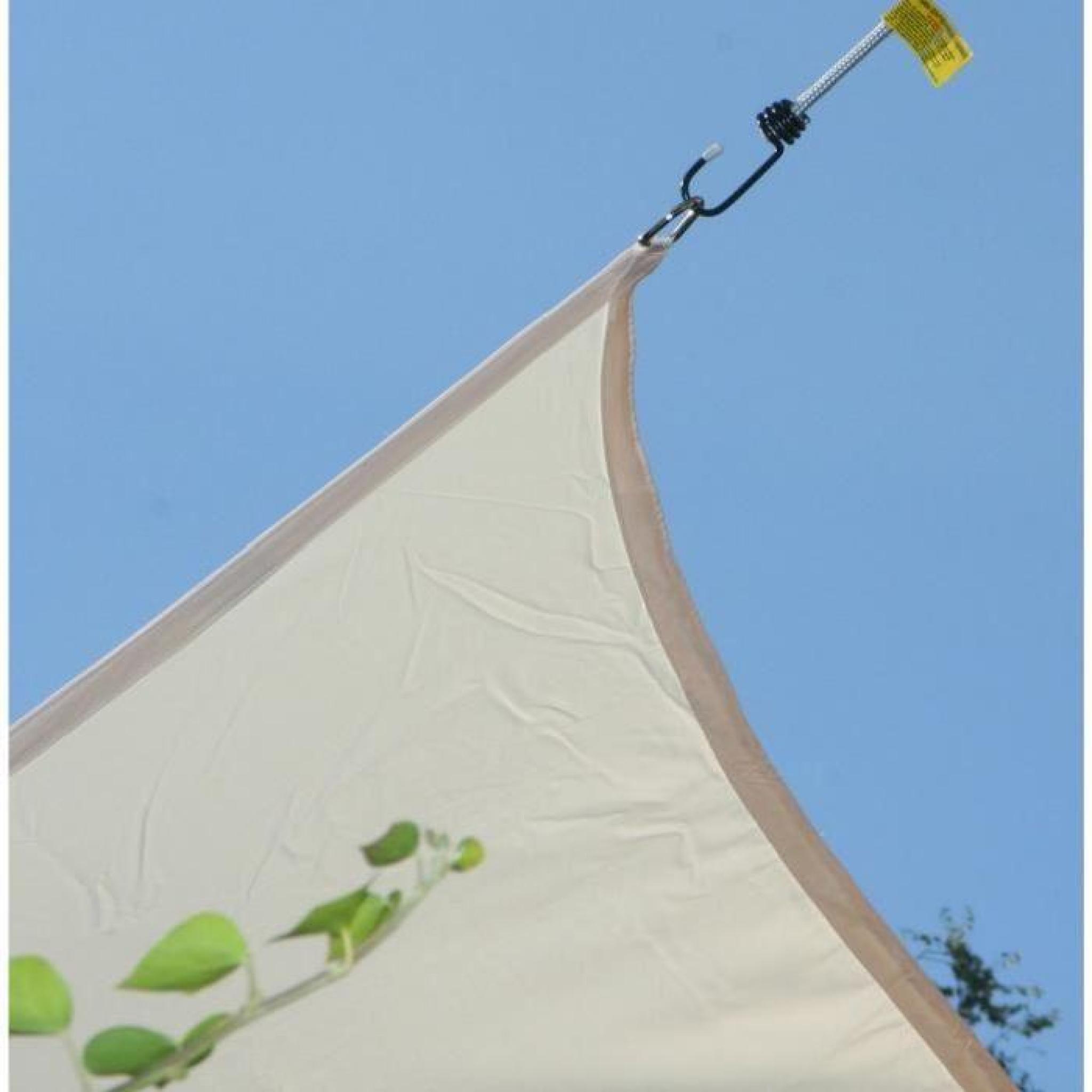 Voile d'ombrage triangulaire Sable en Polyester 200g-m² anti-UV, 500 cm x 500 cm x 500 cm avec kit de fixation pas cher